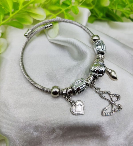 Stunning Pandora Butterfly Charm Bracelet